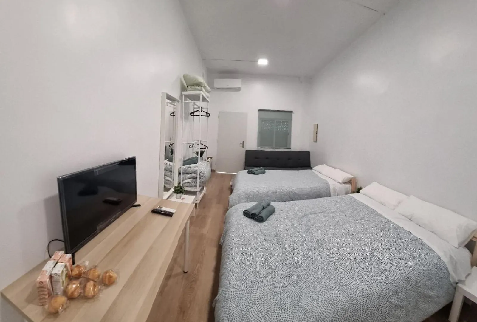 Estudio Familiar Con Jacuzzi Doble Seville